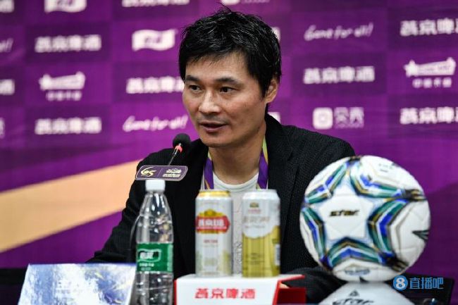 少妇看av一二三区